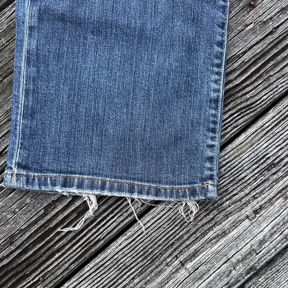 Lucky Brand Men’s Relaxed Fit Blue Jeans - Picture 6 of 8